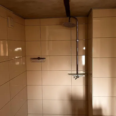 아파트 Grosse-schwalbe *